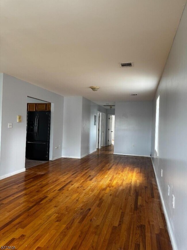 Foto del edificio - 589 Meadow St