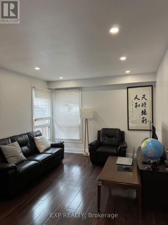 Building Photo - 82 Muirlands Dr