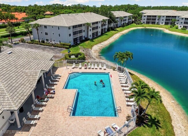 Foto del edificio - 7818 Great Heron Way