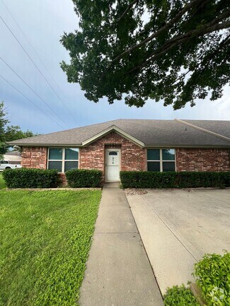Building Photo - 970 Austin Ct
