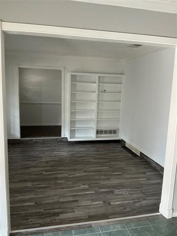 Foto del edificio - 4715 Lester Dr