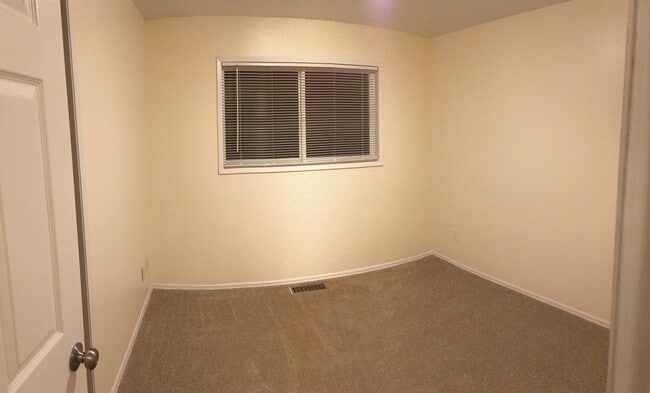 Building Photo - 14018 89th Ave NE