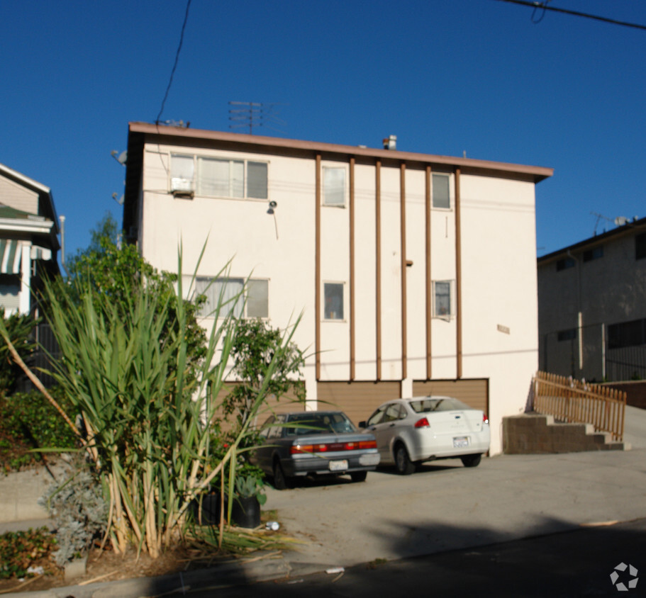 Building Photo - 1221 Waterloo St