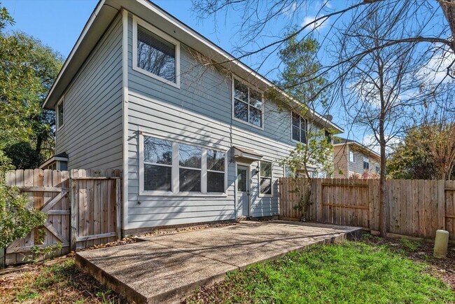 Building Photo - 71 Summer Haze Cir