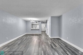 Building Photo - 3390 Foxcroft Rd