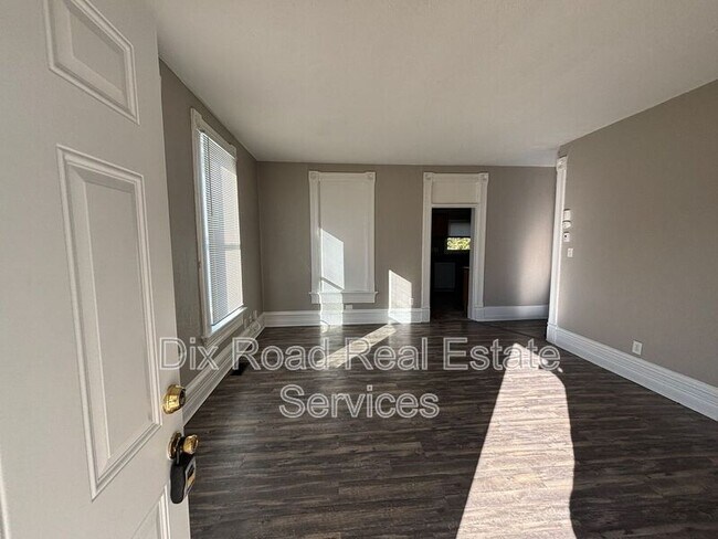 Foto del edificio - 107 North Second Street