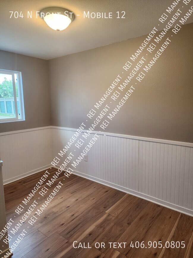 Building Photo - Perfect Size Home @ Tahoe Acers in Townsen...