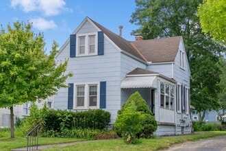 Building Photo - 1561 Glenn Ave