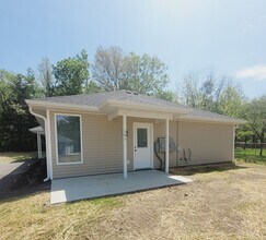 Building Photo - 4614 Alan Ln