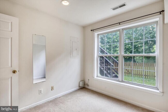 Foto del edificio - 5413 Summer Leaf Ln