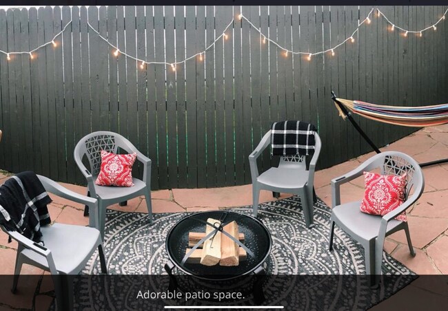Patio privado de losas cercado - 5019 W 34th Ave