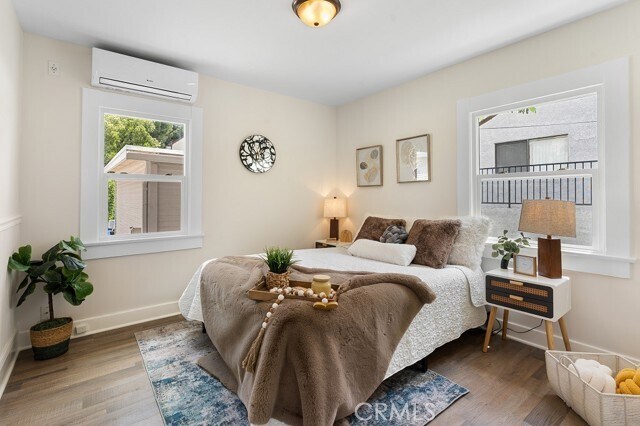 Primary Photo - 610 E Angeleno Ave