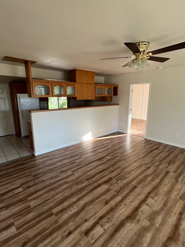 Coming in the front door. - 1045 S Stage Rd