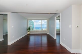 Building Photo - 1009 Kapiolani Blvd