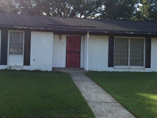 Primary Photo - 4356 E Birchwood Dr