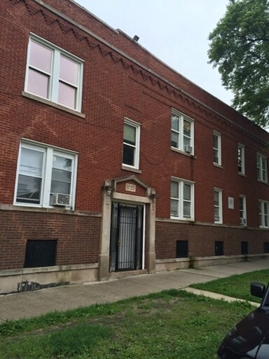 Primary Photo - 854 N Parkside Ave