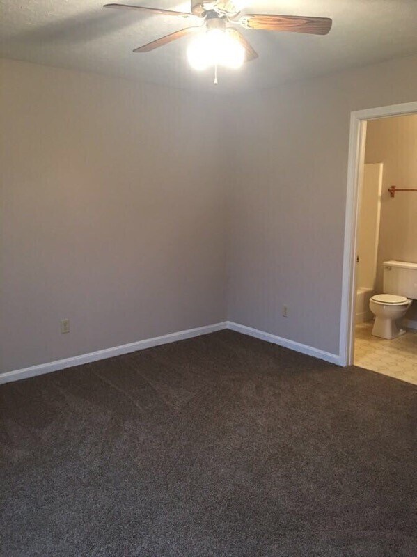 Building Photo - 10840 Dorton Dr