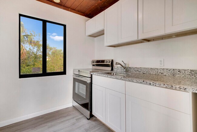 Foto del edificio - 652 Hernando St