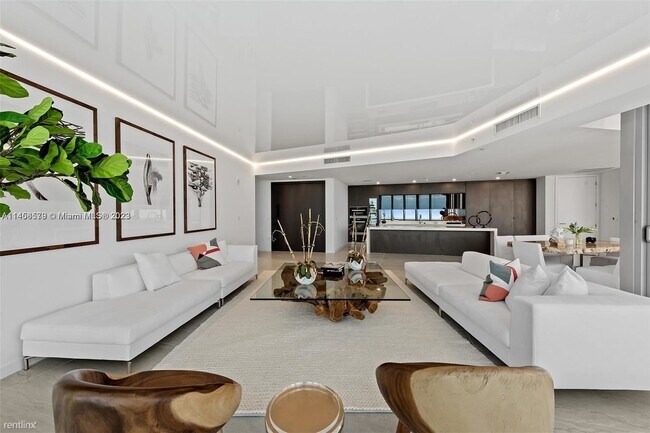 Foto del edificio - 4 br, 5 bath Condo - 851 NE 1st Ave # PH5212