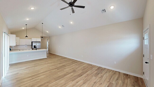 Foto del edificio - 2128 W Elk Ridge Ave