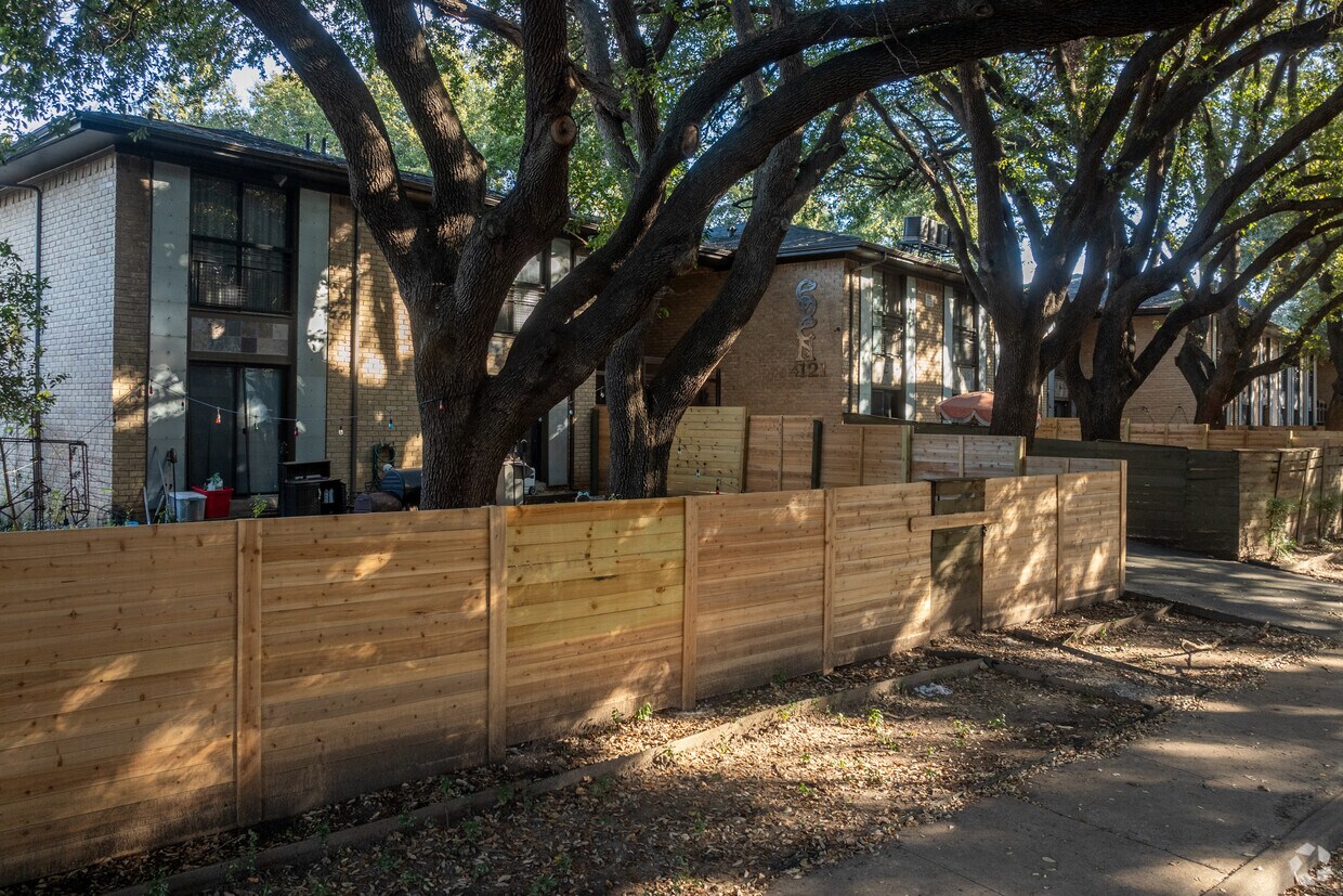 Primary Photo - Eden At Avondale Apartments