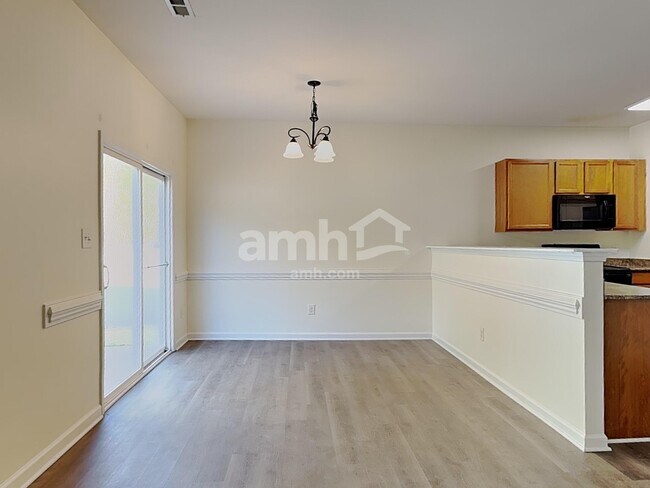 Foto del edificio - 2590 Leighswood Dr