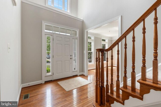 Foto del edificio - 15436 Symondsbury Way