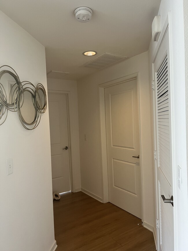 Building Photo - 3477 Lily Way