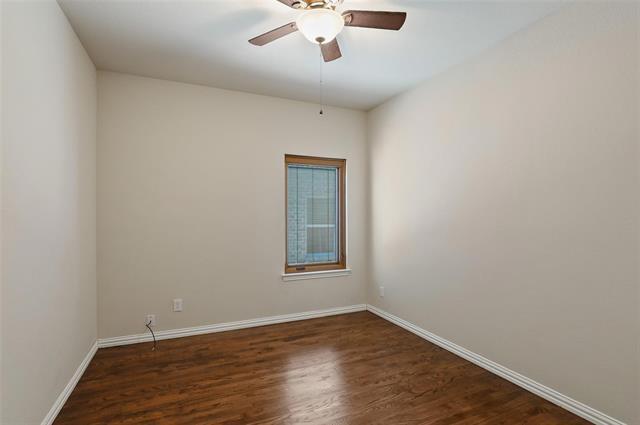 Foto del edificio - 11708 Beach St