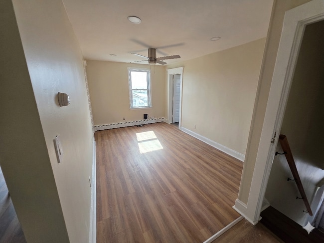 Living room - 2092 US Highway 1