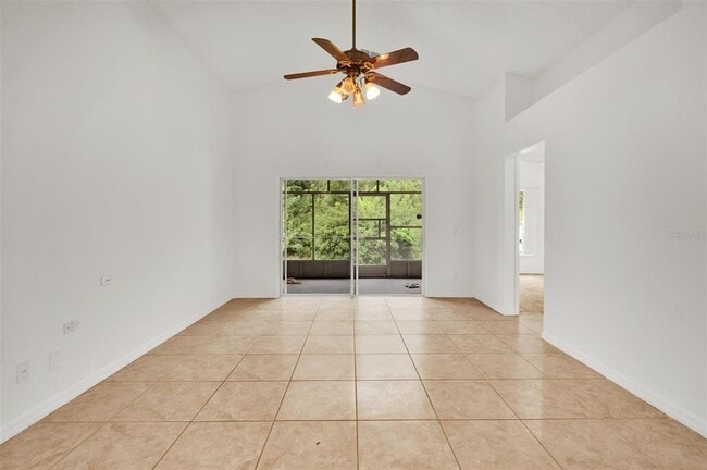 Foto del edificio - 3390 Cypress Point Cir