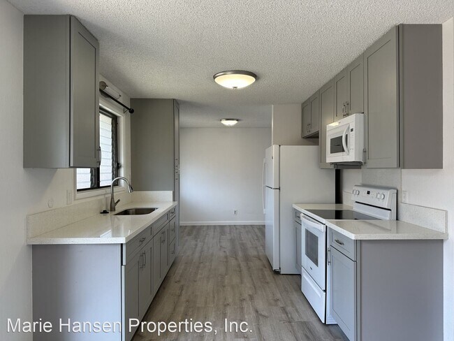 Foto del edificio - 3 br, 2 bath House - 1241 8th Ave Unit B