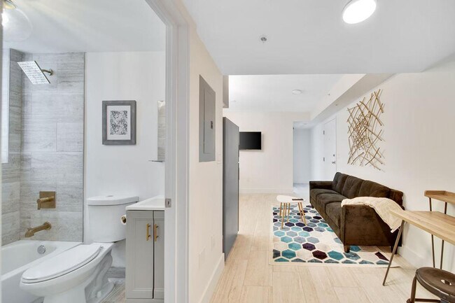 Foto del edificio - 1317 SW 22nd Ave