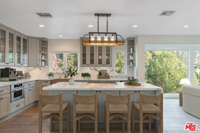 Foto del edificio - 2370 San Marco Dr