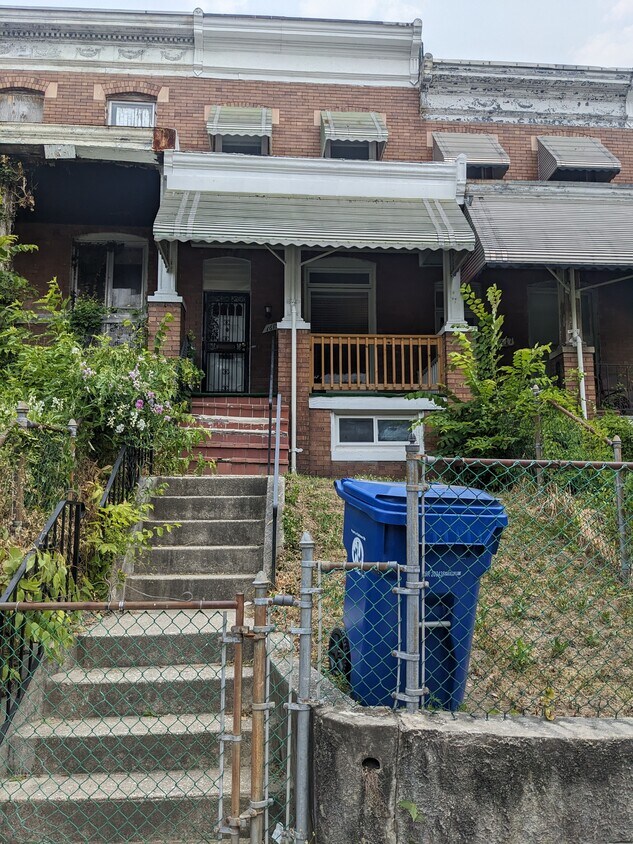 Primary Photo - 1619 N Ashburton St