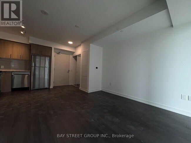 Building Photo - 4010 Eglinton Ave W