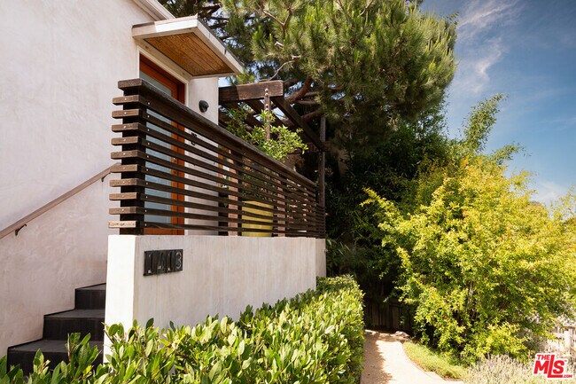 Foto del edificio - 1413 Ashland Ave