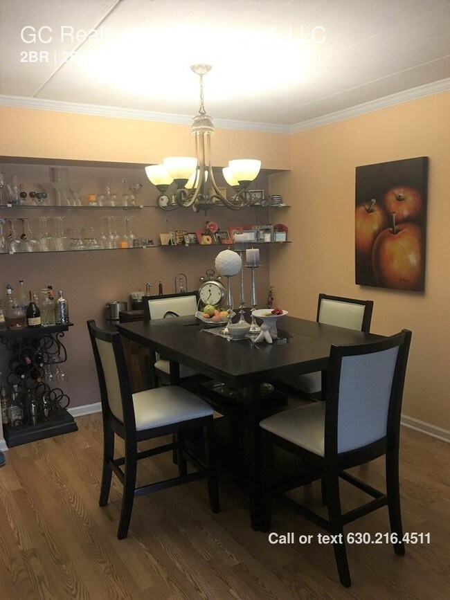 Foto del edificio - 220 S Roselle Rd