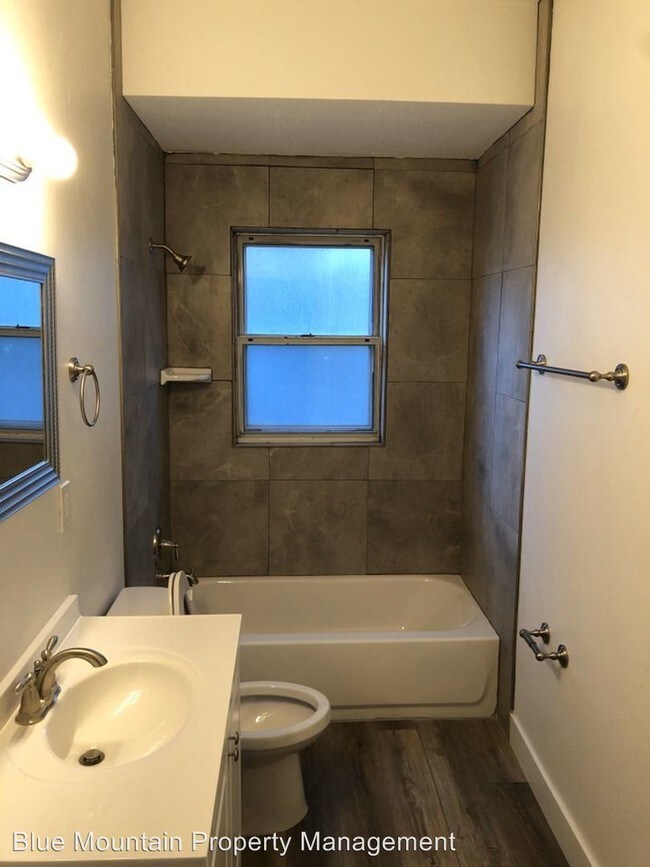 Building Photo - 7 br, 2 bath House - 2719 Madison Ave