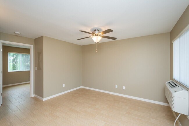 Foto del edificio - River Ridge Place