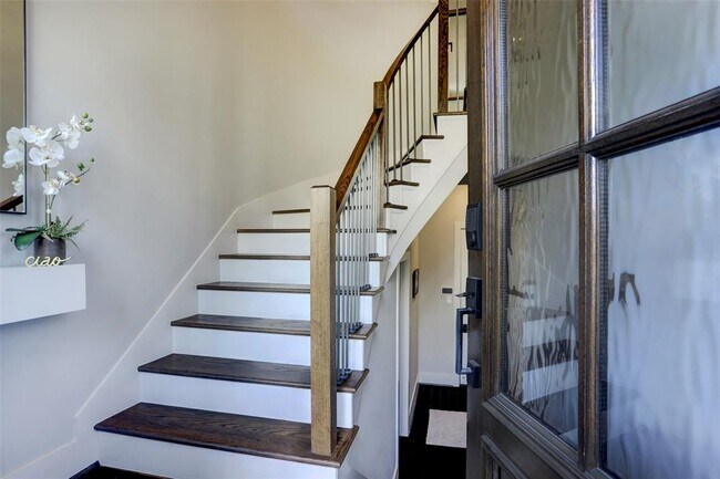 Foto del edificio - 2648 Fountain Key Blvd