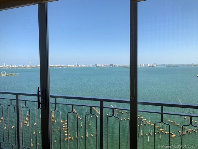 Building Photo - 11111 Biscayne Blvd