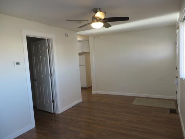 Master off living room - 509 Market St