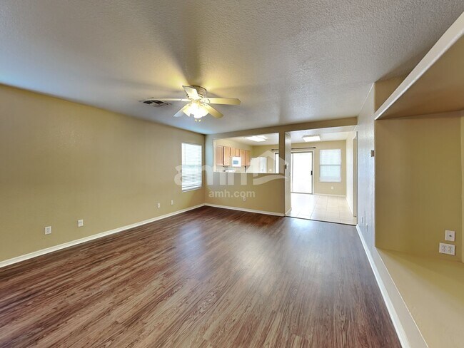 Building Photo - 11510 E Flower Avenue