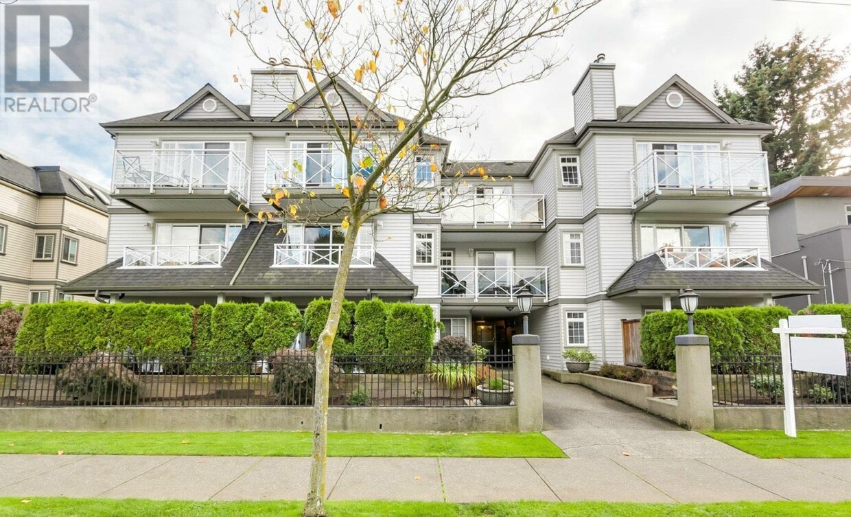 Photo principale - 1868-1868 E 11th Ave