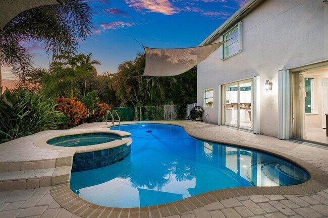 Foto del edificio - 10290 NW 60th Pl