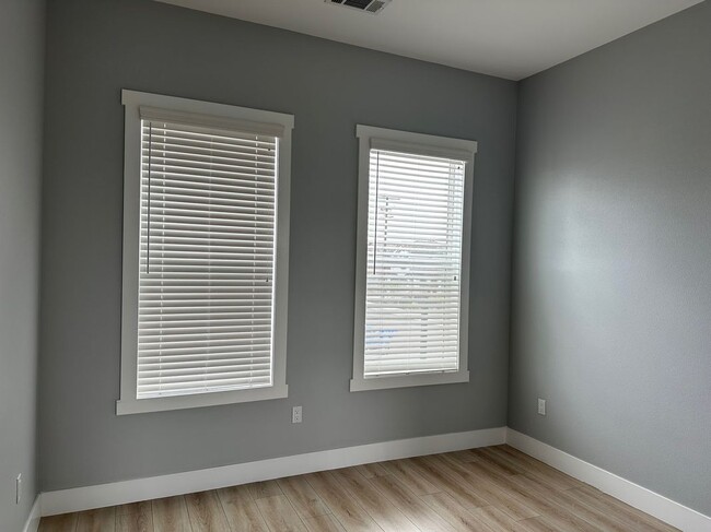 Building Photo - 31909 St Joseph Ln