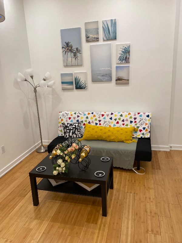 Building Photo - 4406 Lancaster Ave