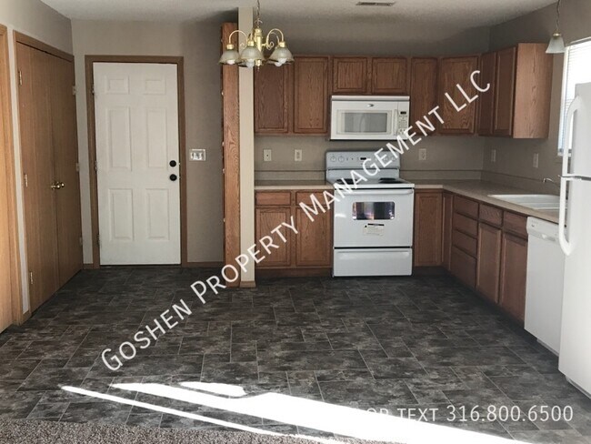 Building Photo - 3394 N Jackson Ct