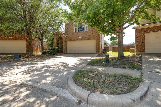 Building Photo - 11801 Cottontail Dr